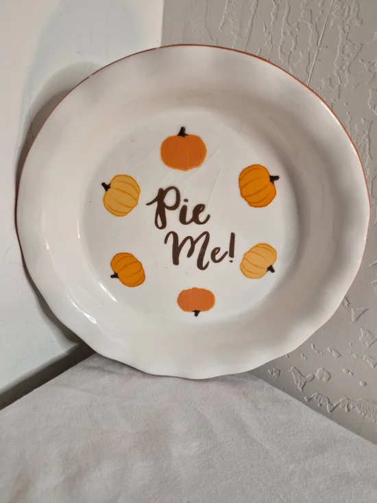 Pie Me! Pumpkin Ceramic Serving Pie Plate - White and Orange - Picture 3 of 5